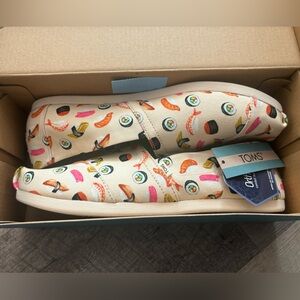 TOMS Sushi Pattern Slip-Ons size 8.5 NWT